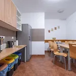 بيت ضيافة Pod Debem شكلارسكا بوريبا