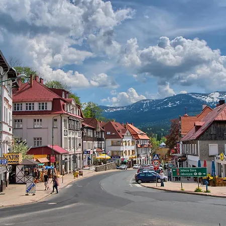 Pod Debem Guest house *