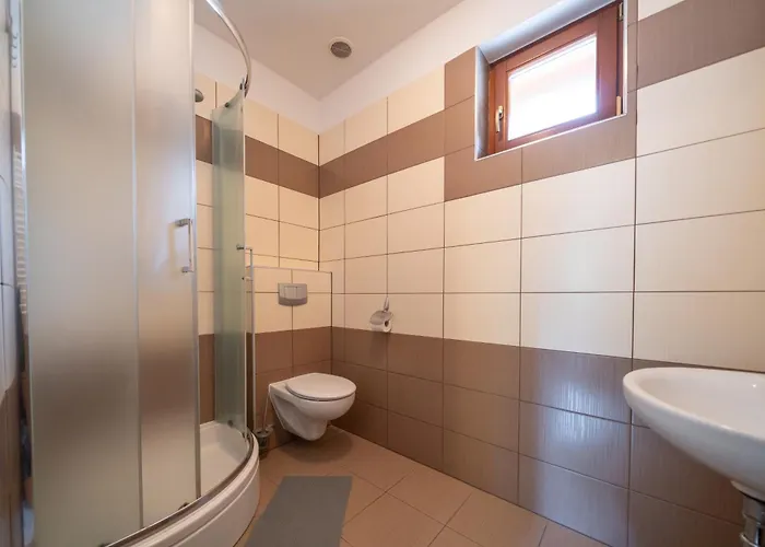 Pod Debem Guest house